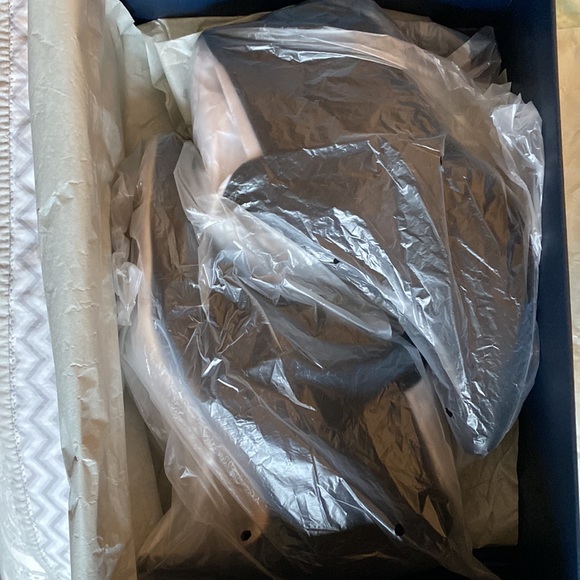 Like New! Black Suede Cole Haan Smithson Bootie, size 8.5 - Picture 5 of 5